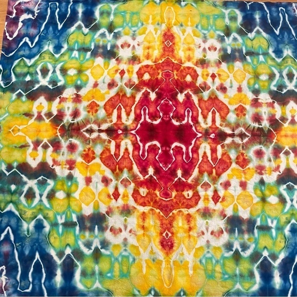 Hand tie dyed giant wall hanging tapestry in a 51x46" psychedelic rainbow glitch - Picture 4 of 8